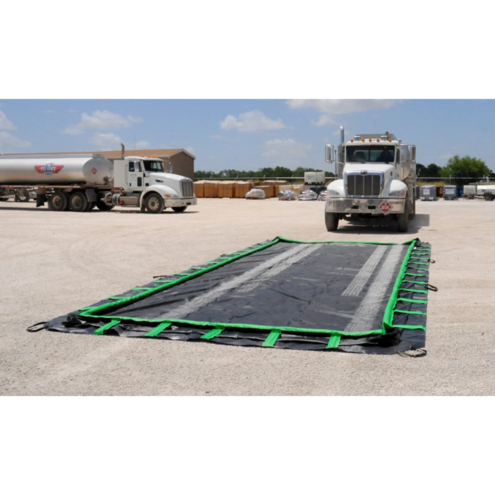 UltraTech 8434 Containment Berm, Rapid Rise Model, 15' x 66' x 1', Copolymer 2000, 28 oz.