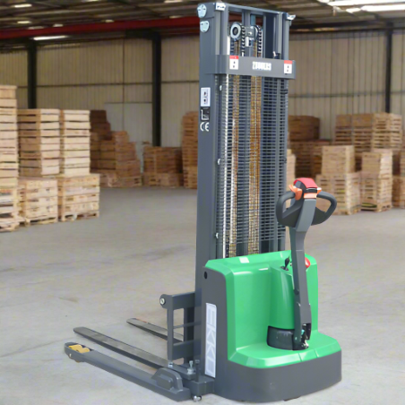 EKKO EB13E-Li Lithium Straddle Stacker | 119
